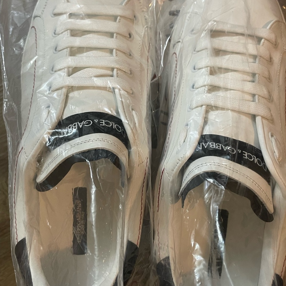 Dolce & Gabbana White and Black Sneakers Sleek Design - Picture 1 of 6